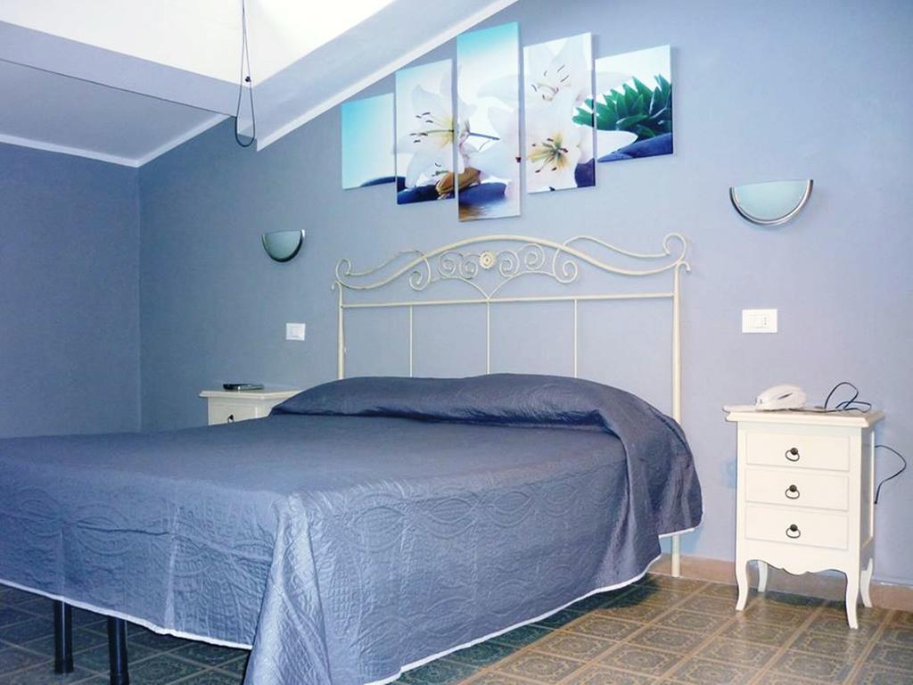 Hotel Bianchi Viareggio Bagian luar foto
