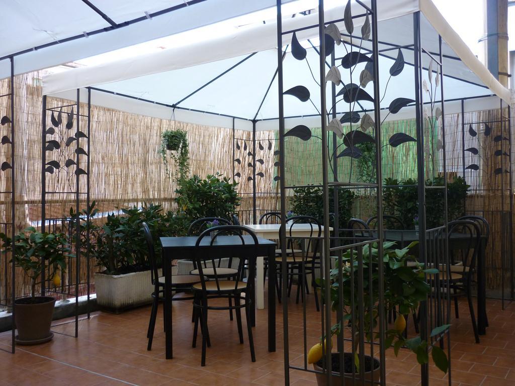 Hotel Bianchi Viareggio Bagian luar foto