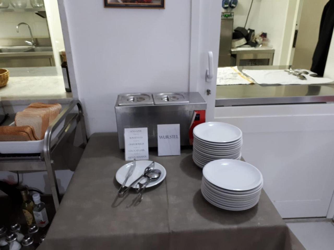 Hotel Bianchi Viareggio Bagian luar foto